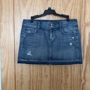 Old Navy denim mini skirt, size 8